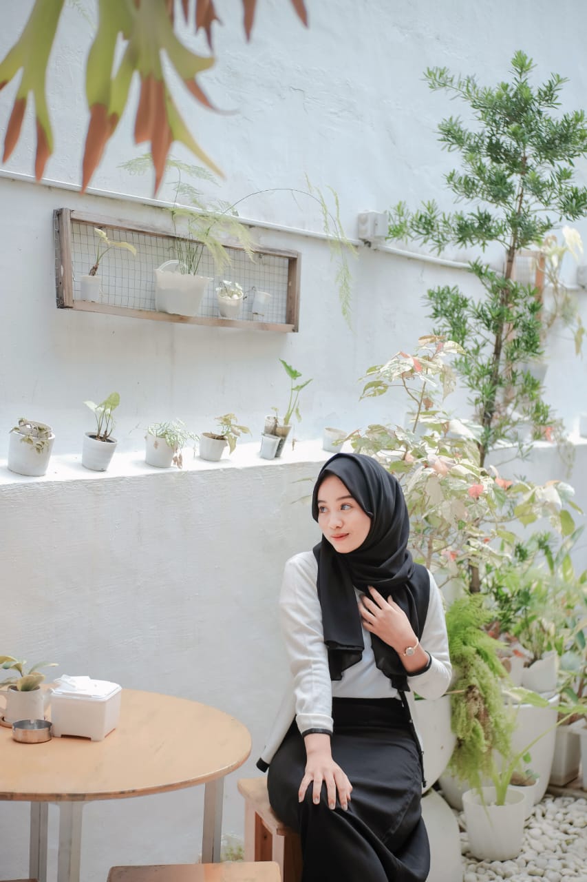 Ade Maya Sari